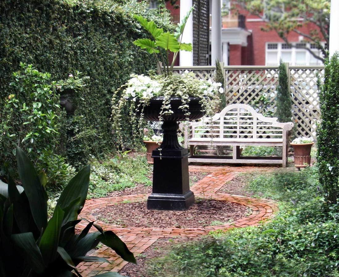 Galloway House Inn سافانا المظهر الخارجي الصورة