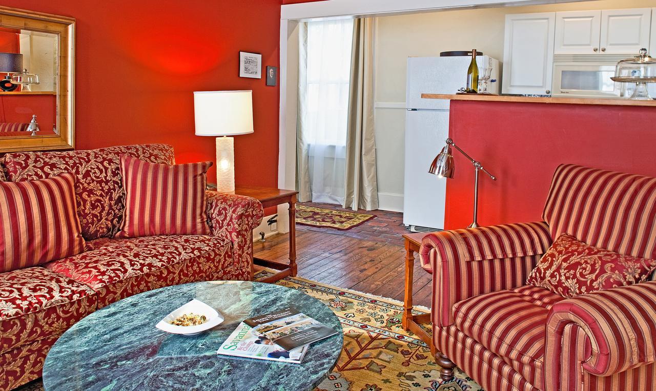 Galloway House Inn سافانا المظهر الخارجي الصورة